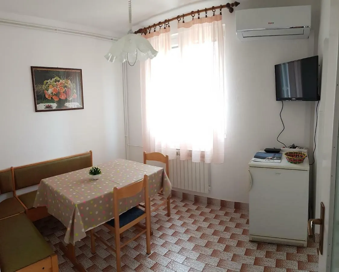 Apartment Tinna Cres